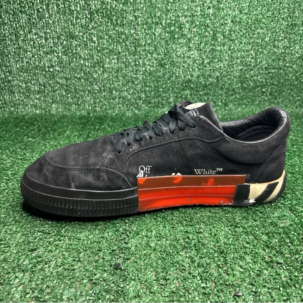 Off-White off white